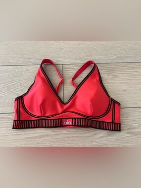 Alo Airlift Line up bra red hot summer size medium
